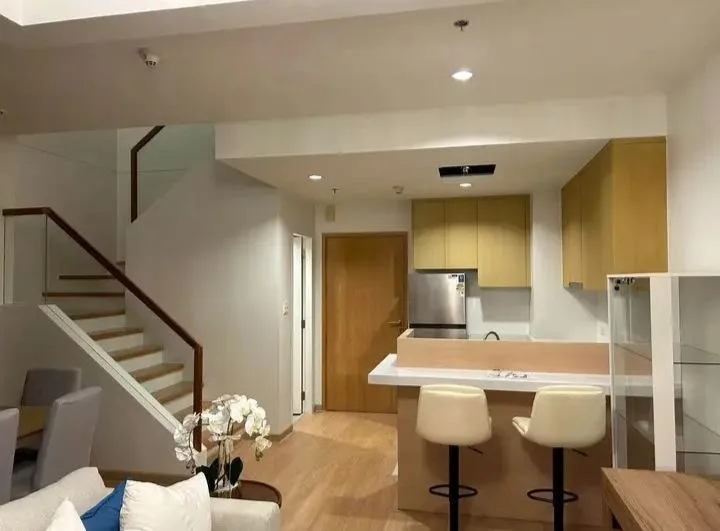 1 bedroom condo for sale in Ratchathewi Bangkok - bathroom and modern finishes