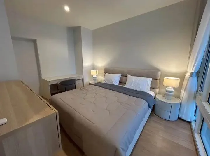 1 bedroom condo for sale in Ratchathewi Bangkok - balcony perspective