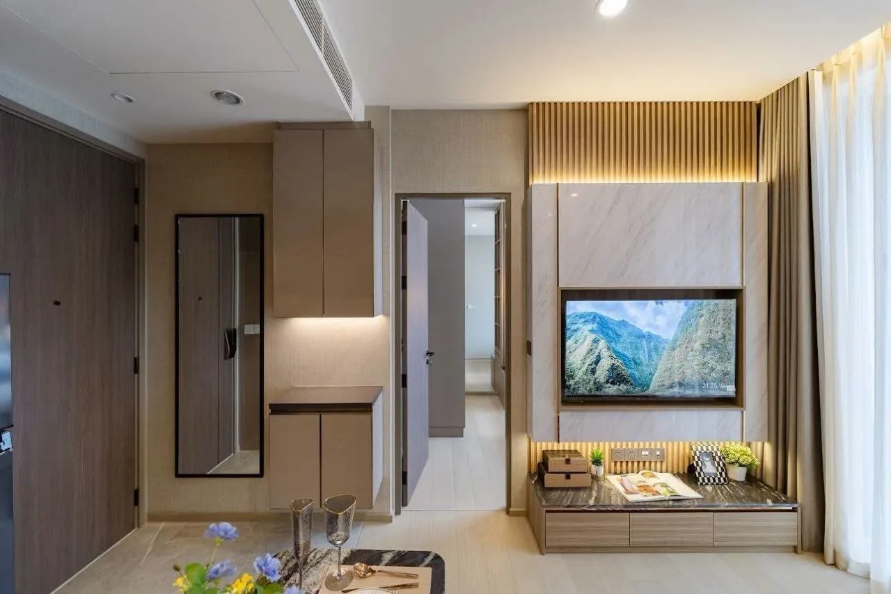 1 bedroom condo for rent in Rangnam Bangkok - master bedroom interior