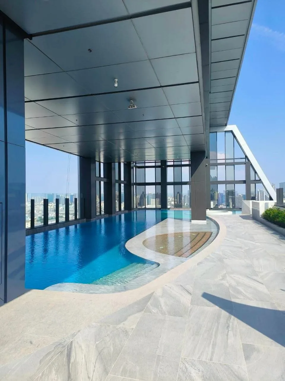 1 bedroom condo for rent in Rangnam Bangkok - master bedroom interior