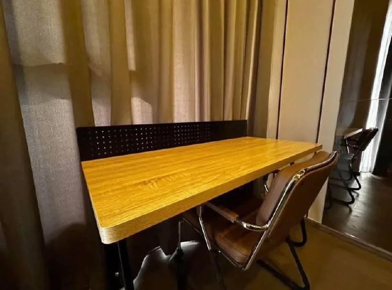 1 bedroom condo for rent in Sam Yan Bangkok - bathroom and modern finishes
