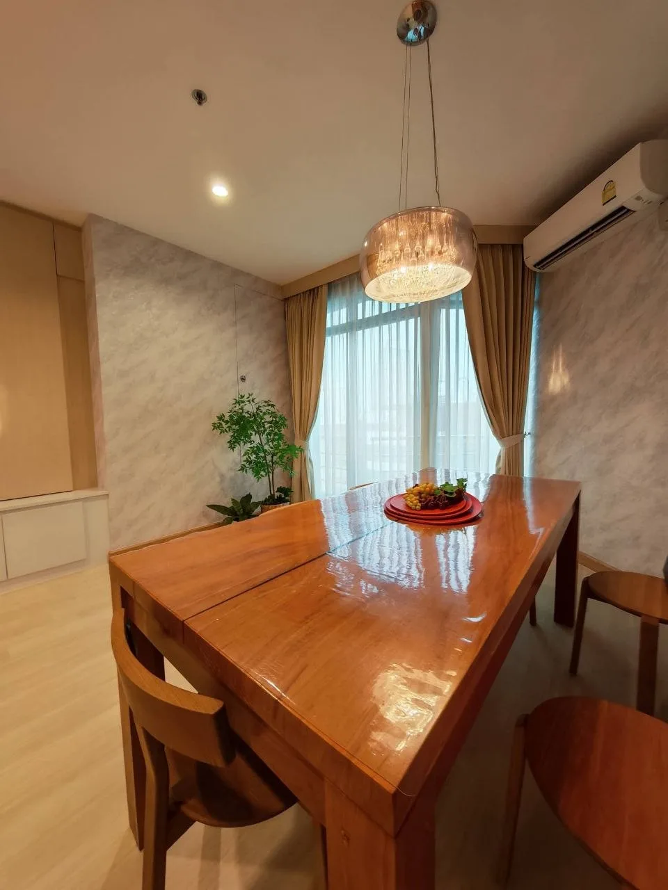 3 bedroom condo for rent in Charoen Nakhon Bangkok - balcony perspective