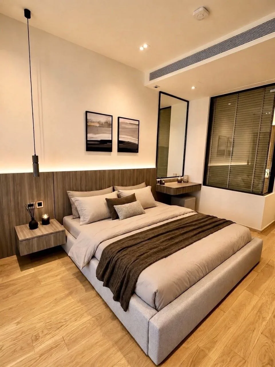 1 bedroom condo for rent in Thong Lo Bangkok - balcony perspective