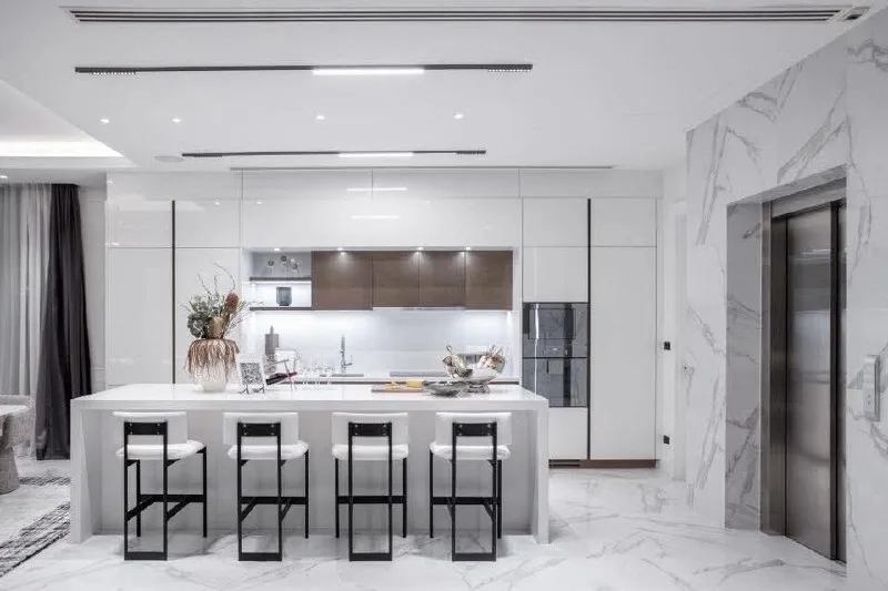 4 bedroom house for sale in Ekkamai Bangkok - bathroom and modern finishes