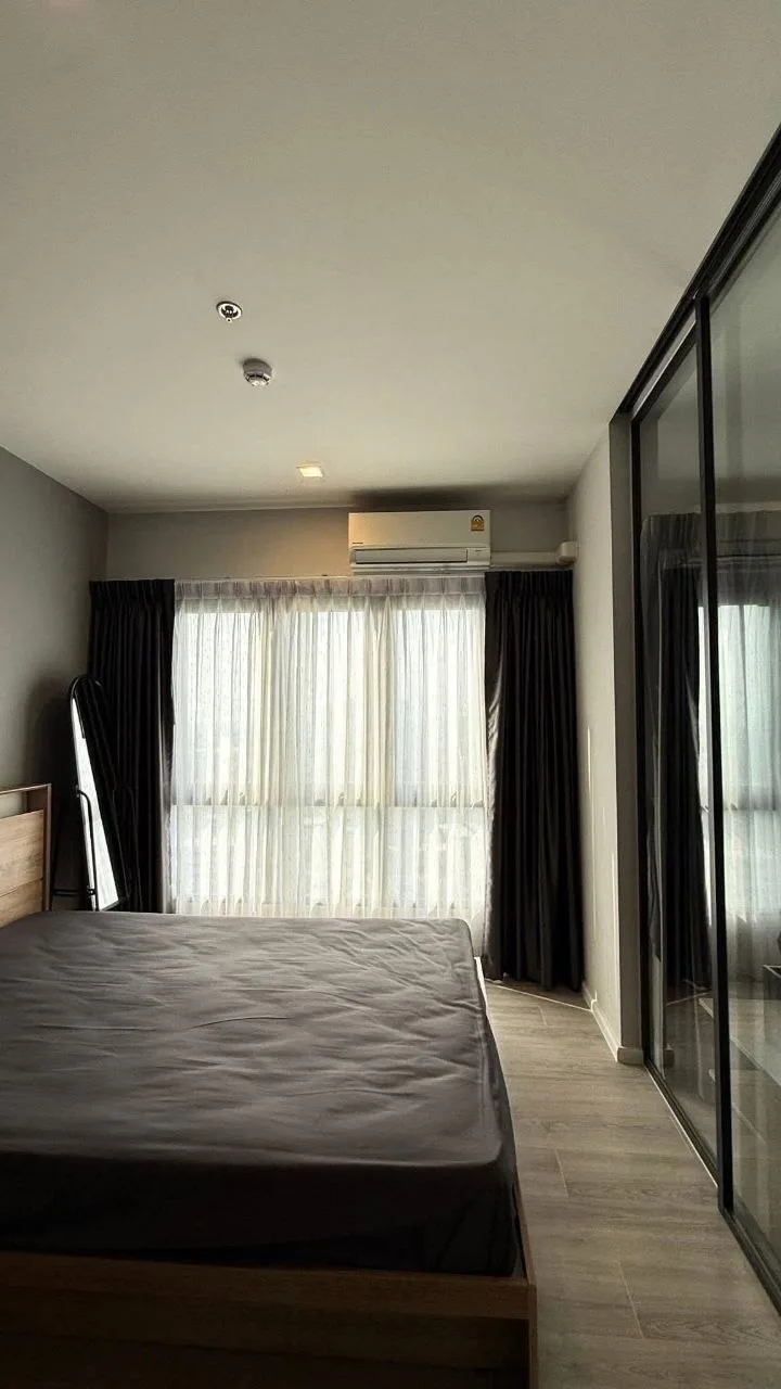 1 bedroom condo for rent in Rama 3 Bangkok - swimming pool and building amenities