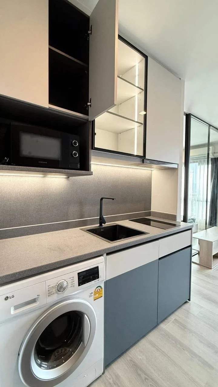 1 bedroom condo for rent in Rama 3 Bangkok - kitchen and dining area