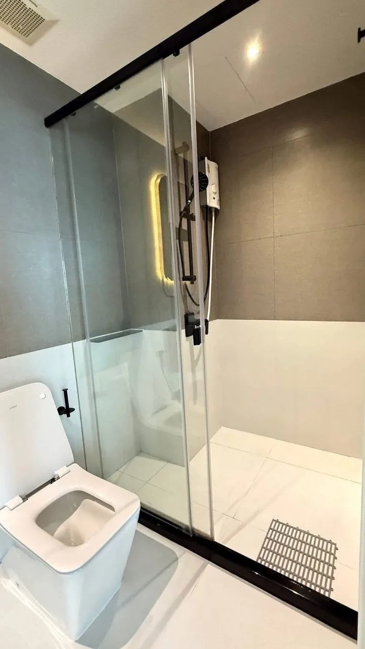 1 bedroom condo for rent in Rama 3 Bangkok - swimming pool and building amenities