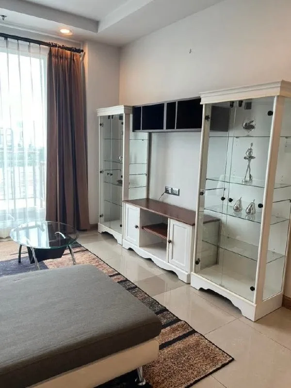 1 bedroom condo for rent in Rama 9 Bangkok - living room view