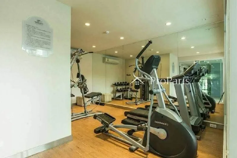 2 bedroom condo for rent in Ari Bangkok - bathroom and modern finishes
