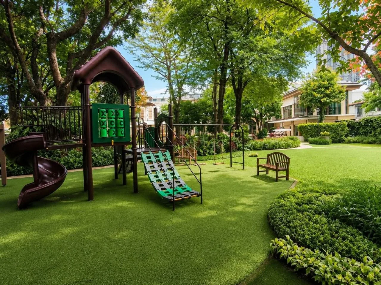 4 bedroom house for rent in Sukhumvit Bangkok - bathroom and modern finishes