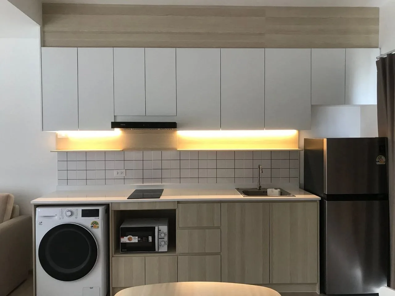 2 bedroom house for rent in Bang Na Bangkok - master bedroom interior