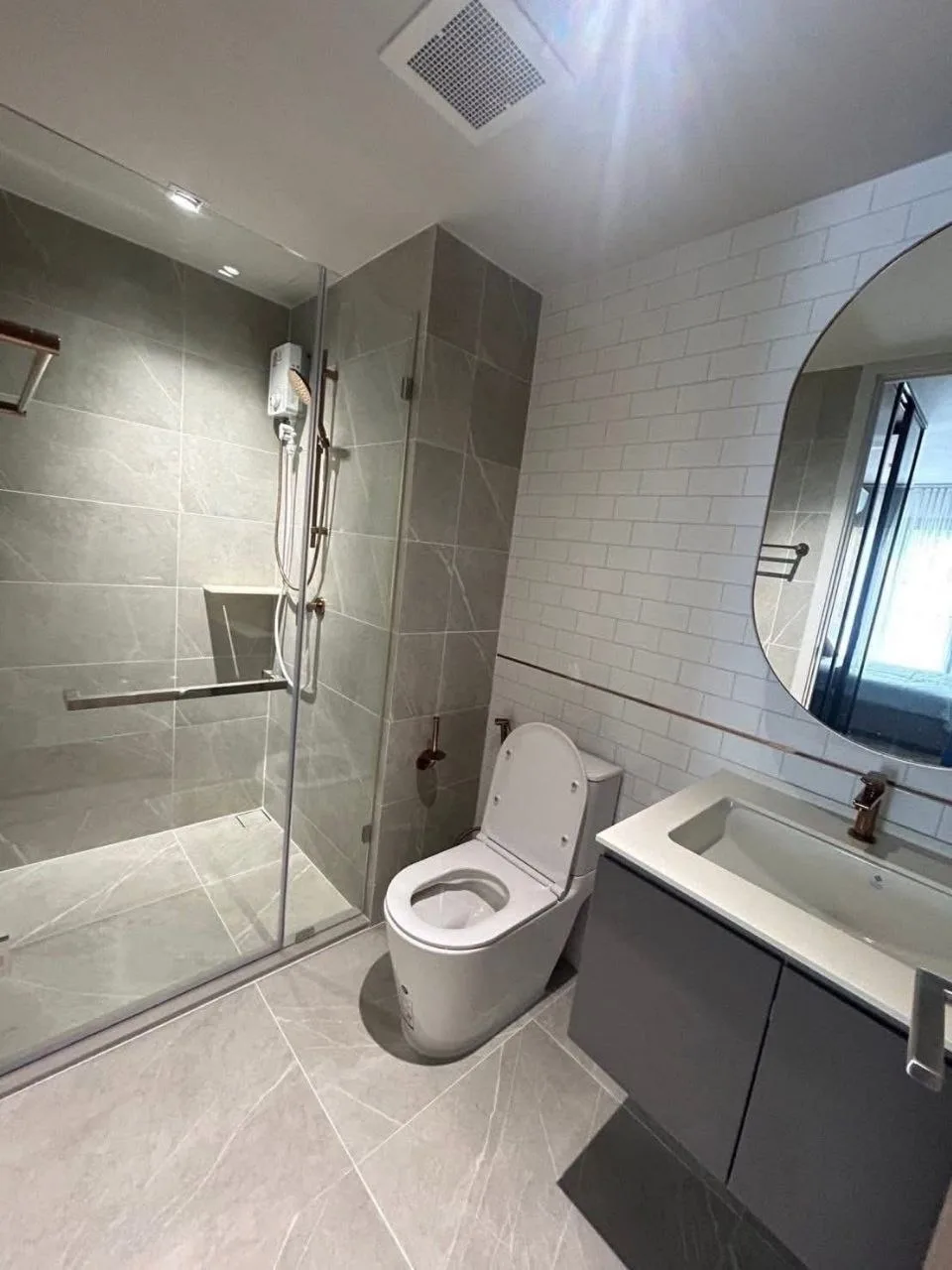 1 bedroom condo for rent in Thong Lo Bangkok - living room view