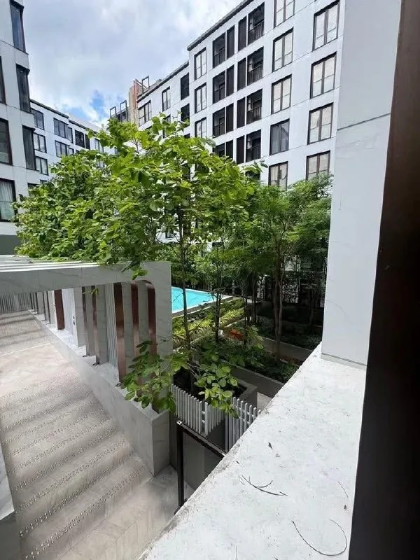1 bedroom condo for rent in Thong Lo Bangkok - kitchen and dining area