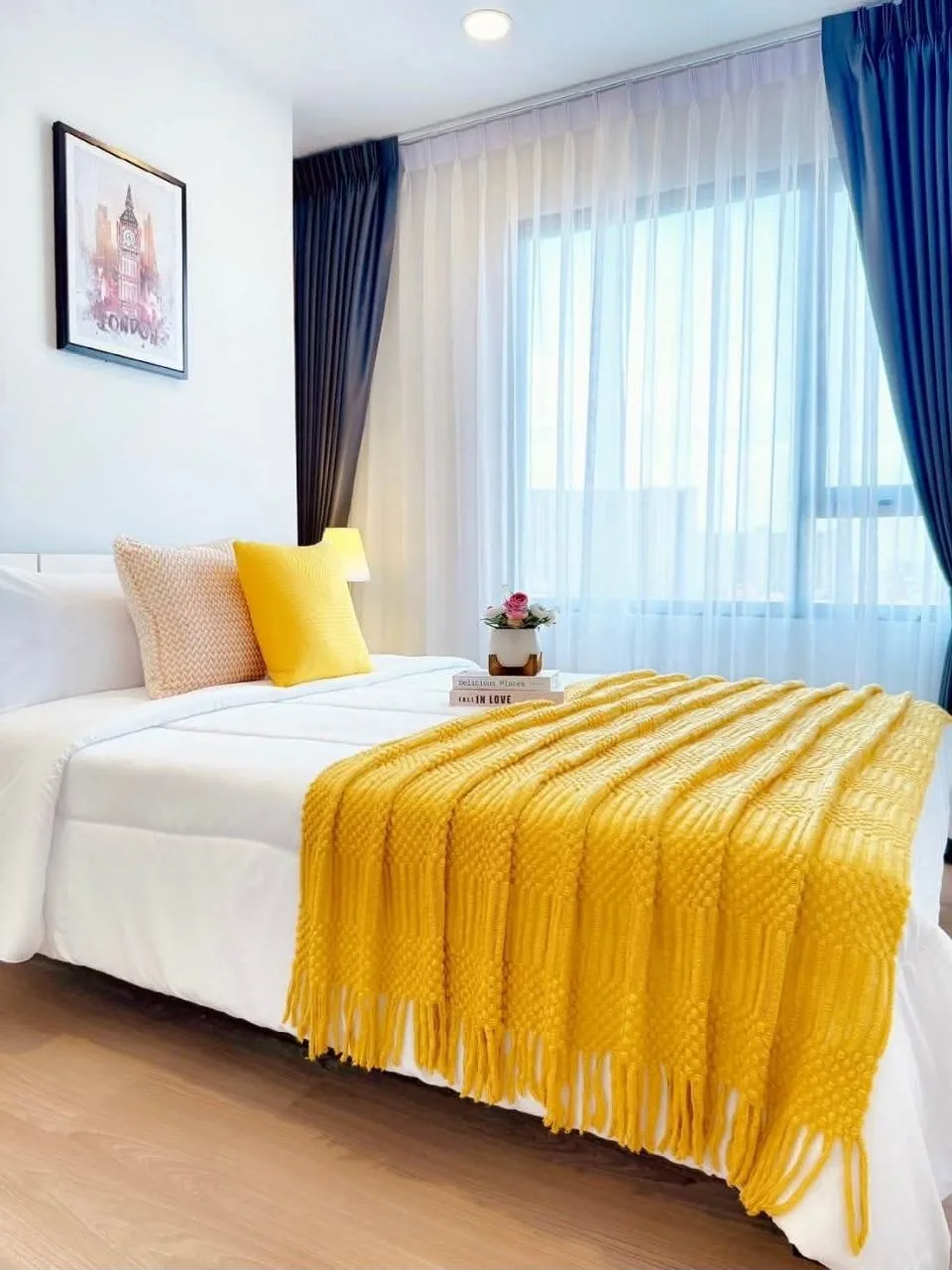 1 bedroom condo for rent in Pinklao Bangkok - master bedroom interior