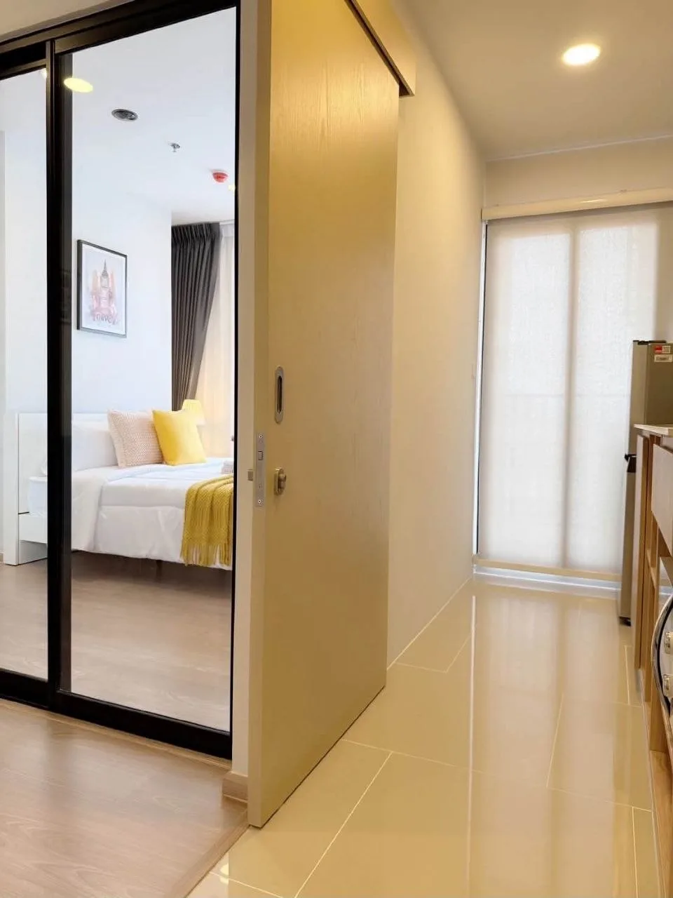 1 bedroom condo for rent in Pinklao Bangkok - master bedroom interior