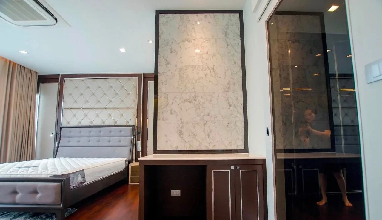 4 bedroom house for rent in Kanlapaphruek / Bang Khae Bangkok - living room view