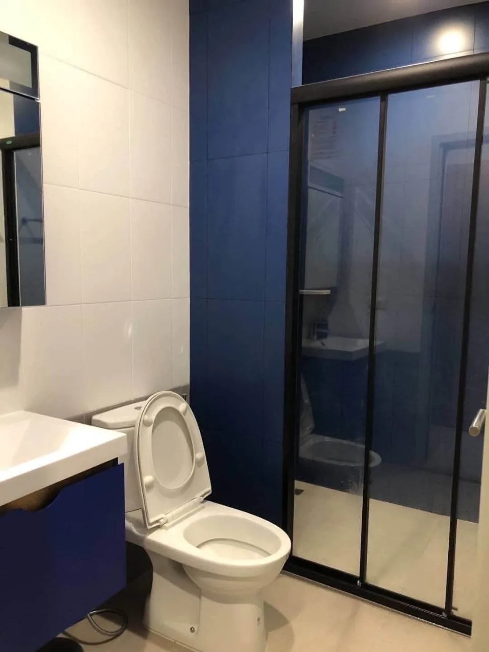 1 bedroom condo for rent in Sukhumvit Bangkok - kitchen and dining area