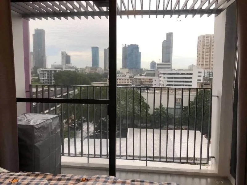 1 bedroom condo for rent in Sukhumvit Bangkok - master bedroom interior