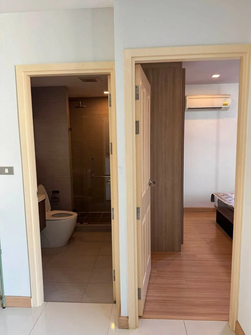 1 bedroom condo for rent in Sukhumvit Bangkok - master bedroom interior