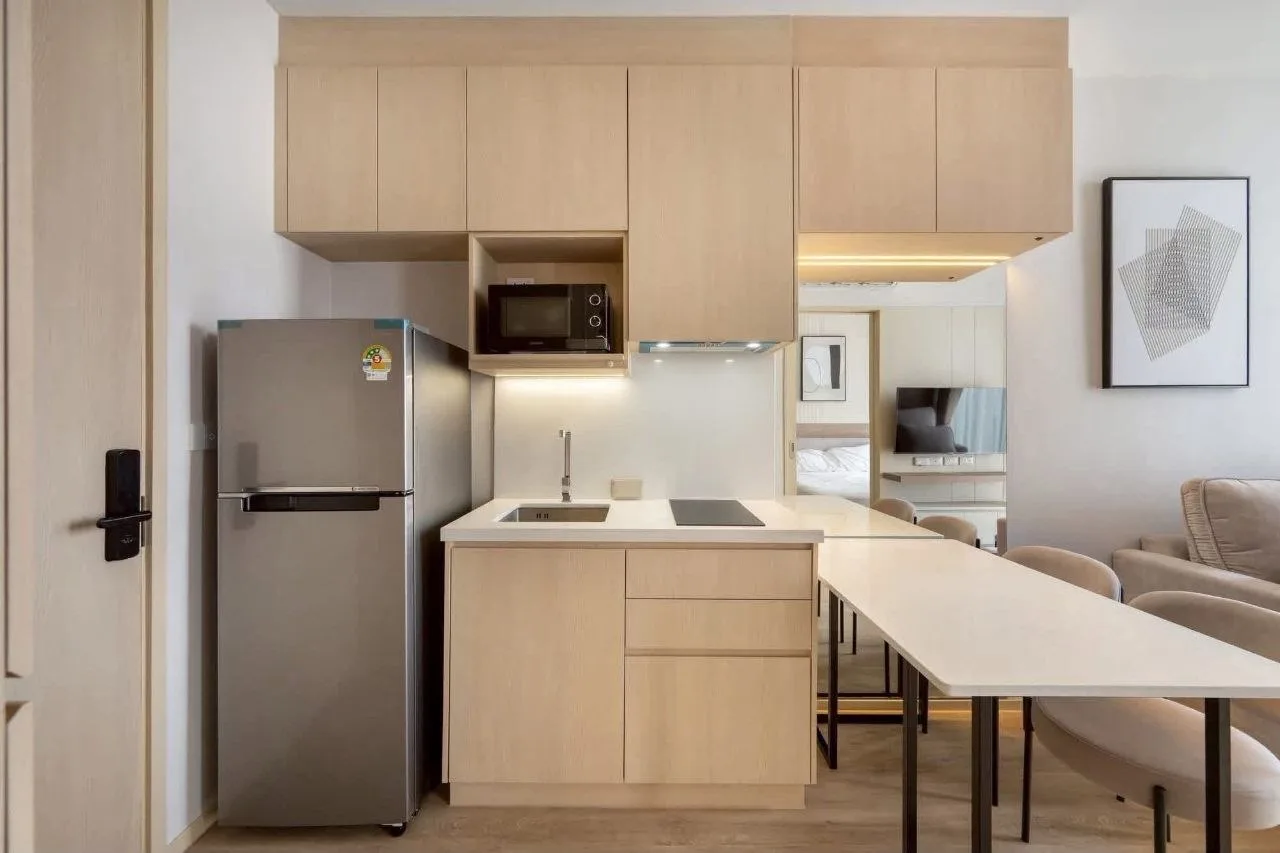 1 bedroom condo for rent in Sukhumvit Bangkok - swimming pool and building amenities