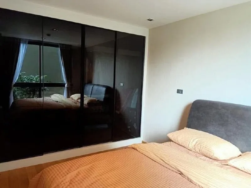 Altitude Samyan–Silom
