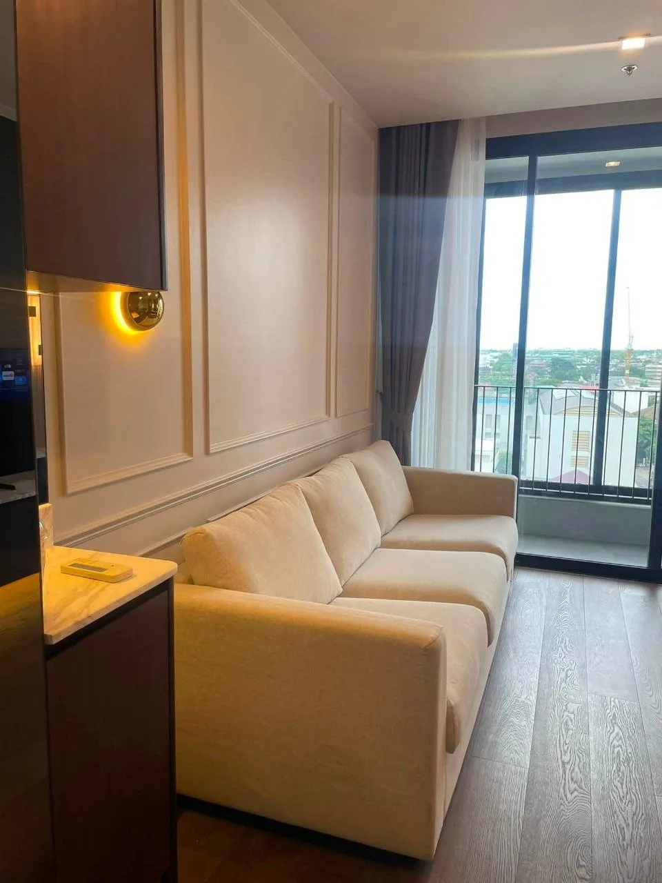 1 bedroom condo for rent in Sukhumvit Bangkok - master bedroom interior