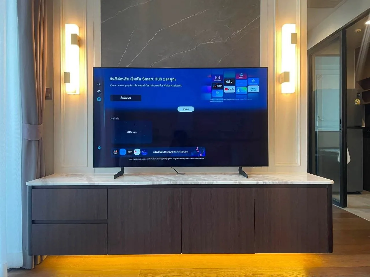 1 bedroom condo for rent in Sukhumvit Bangkok - living room view