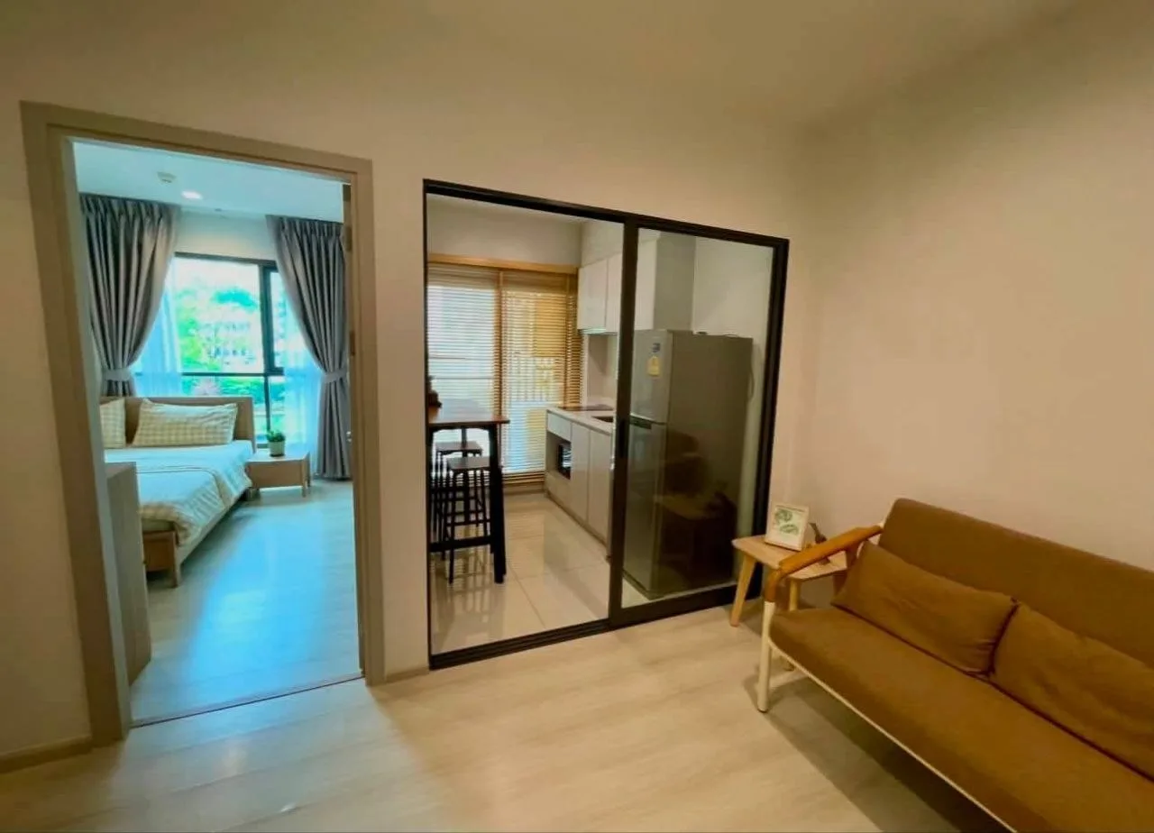 1 bedroom condo for rent in Phra Khanong Bangkok - bathroom and modern finishes