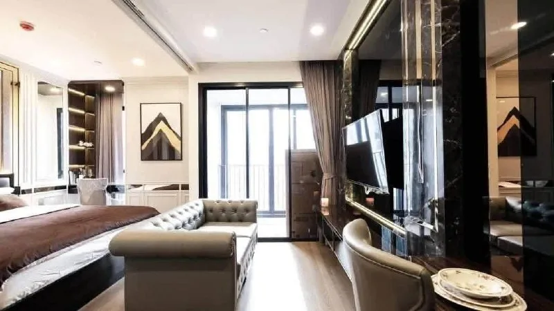 1 bedroom condo for rent in Silom Bangkok - master bedroom interior