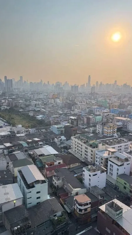3 bedroom condo for rent in Rama 9 Bangkok - living room view