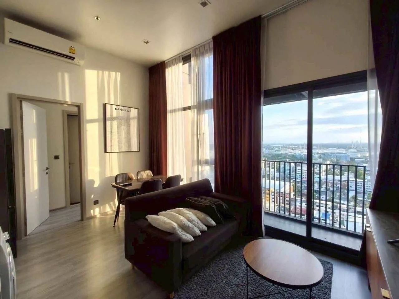 1 bedroom condo for rent in Sukhumvit Bangkok - master bedroom interior