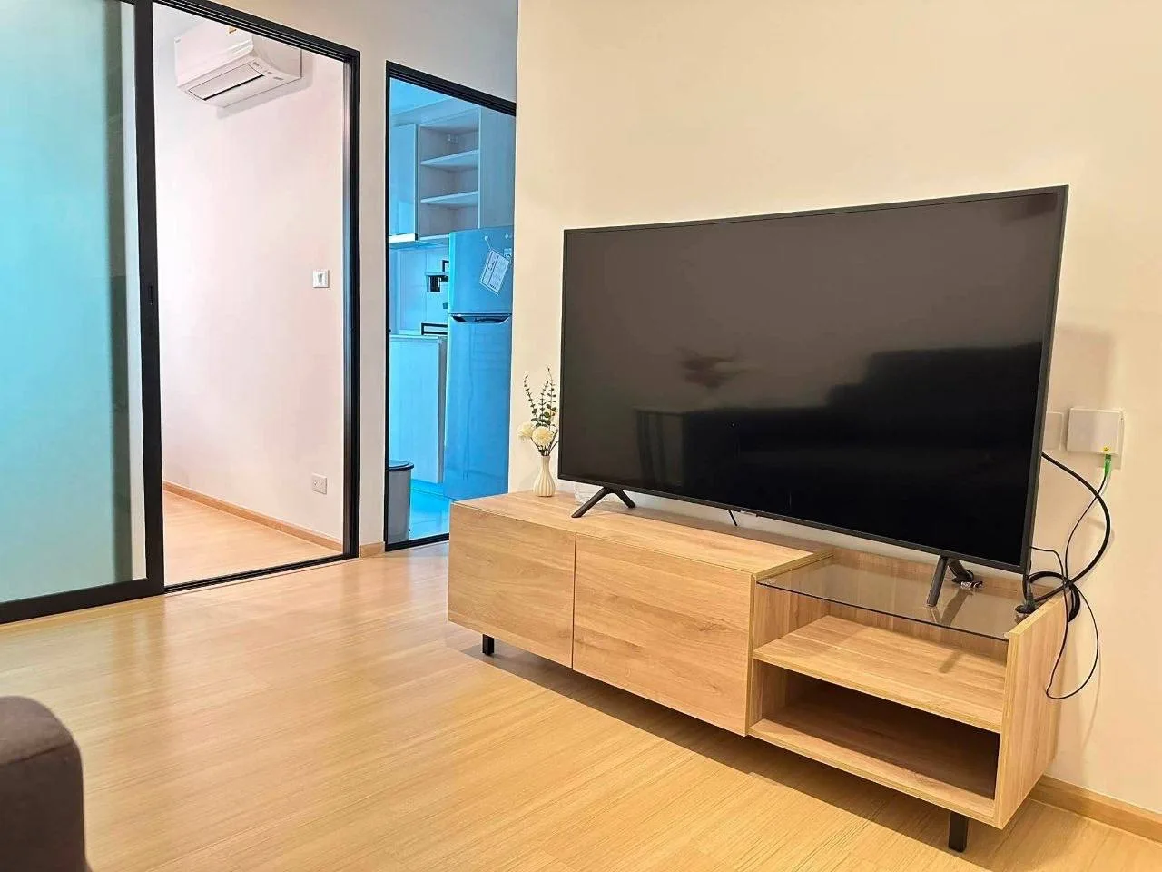 1 bedroom condo for rent in Ladprao Bangkok - master bedroom interior