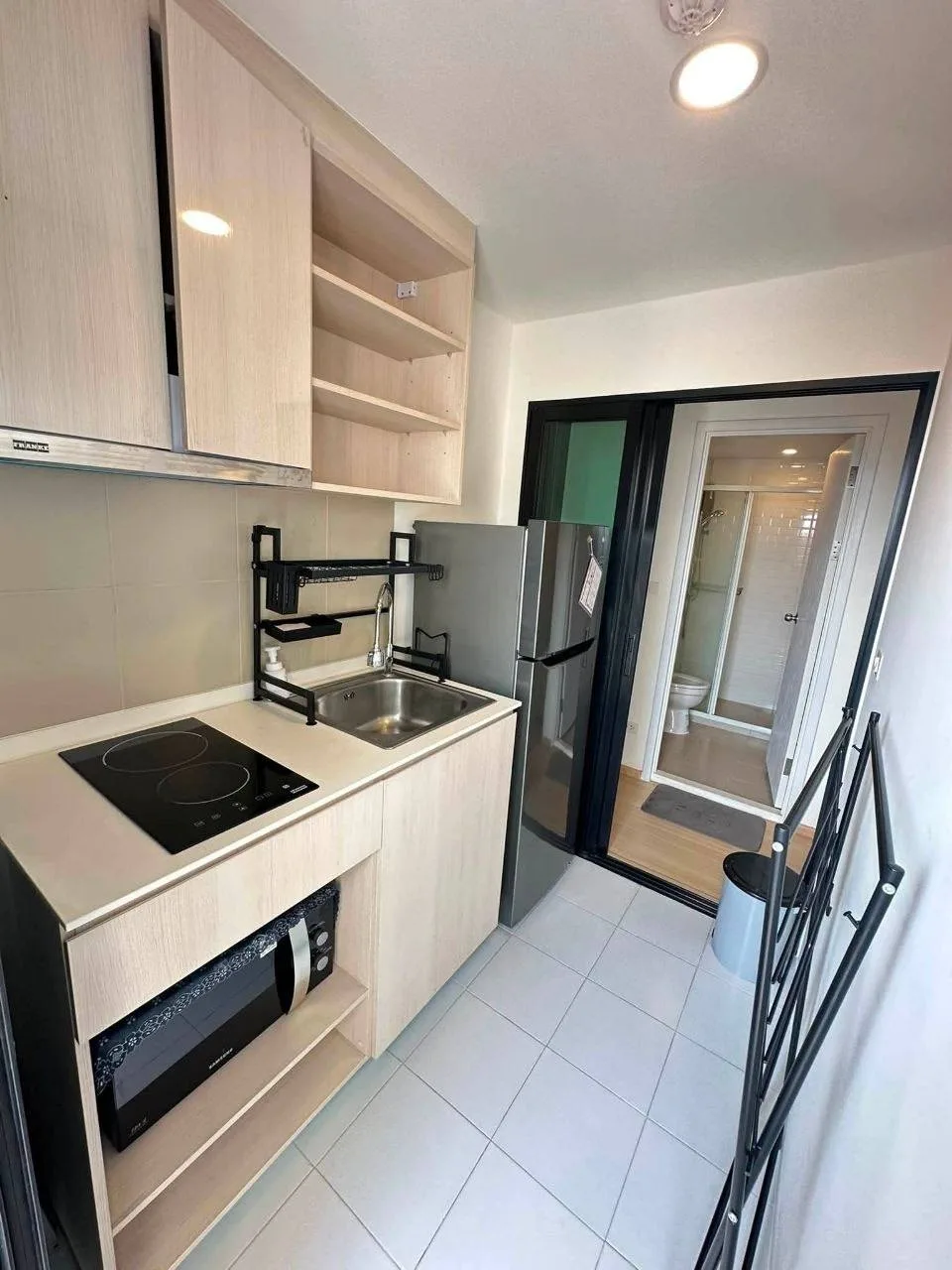 1 bedroom condo for rent in Ladprao Bangkok - balcony perspective