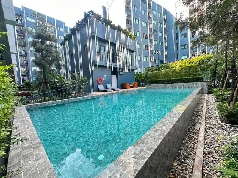 1 bedroom condo for rent in Ladprao Bangkok - living room view