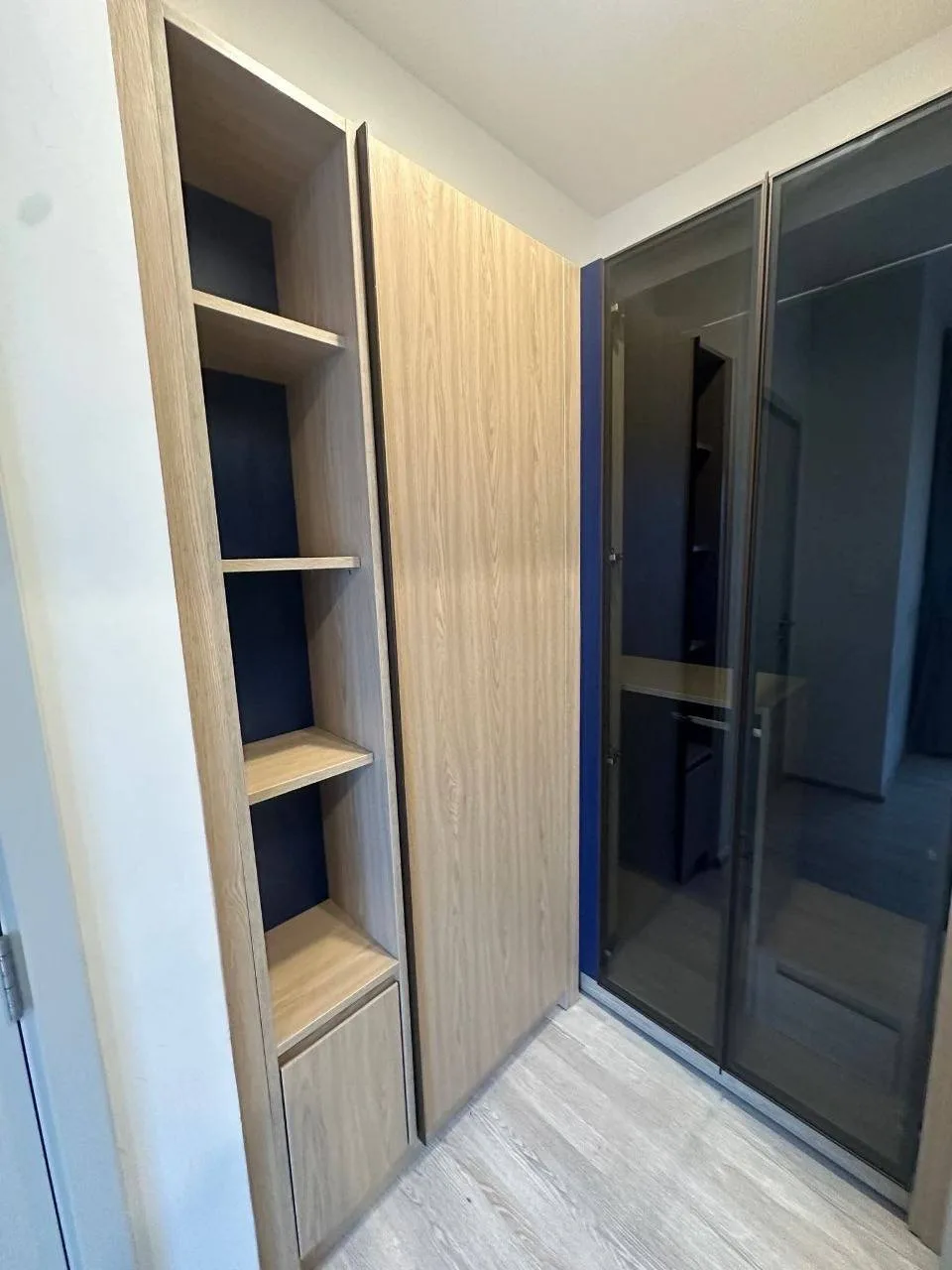 1 bedroom condo for rent in Ekkamai Bangkok - swimming pool and building amenities