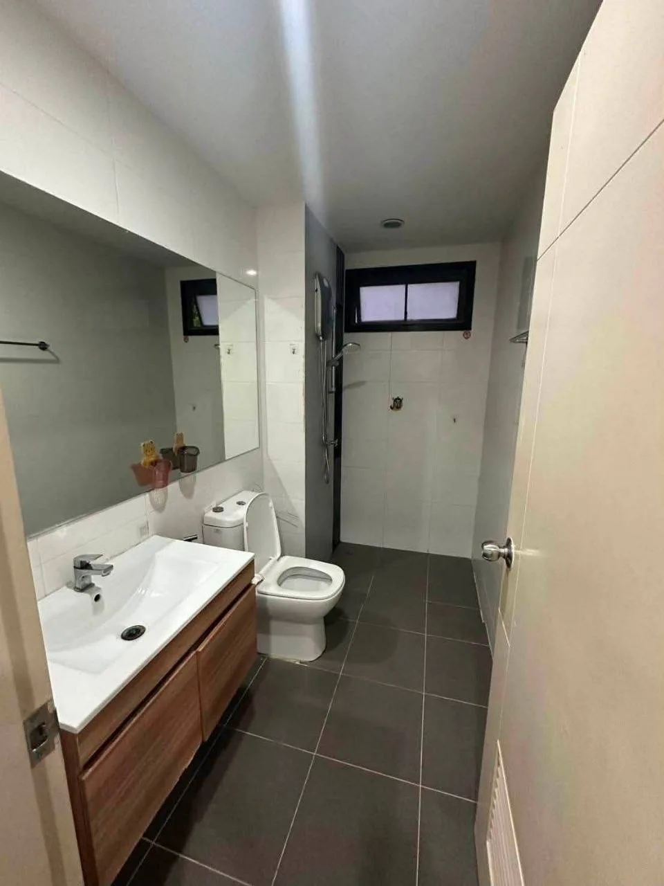 3 bedroom house for rent in Bang Na Bangkok - living room view