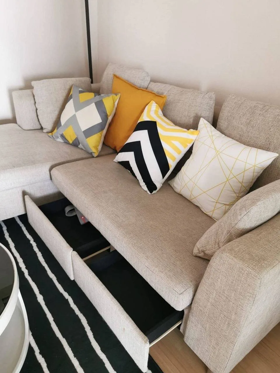1 bedroom condo for rent in Ladprao Bangkok - bathroom and modern finishes