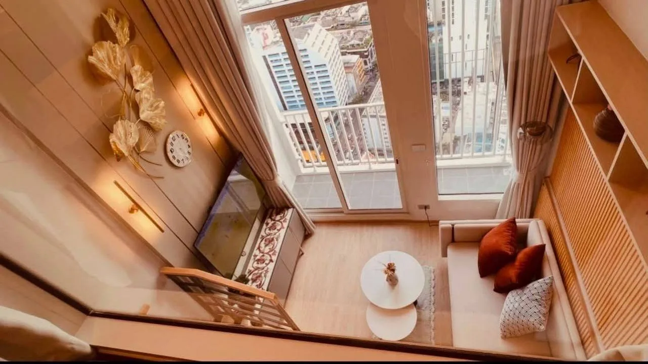 1 bedroom condo for rent in Sam Yan Bangkok - bathroom and modern finishes