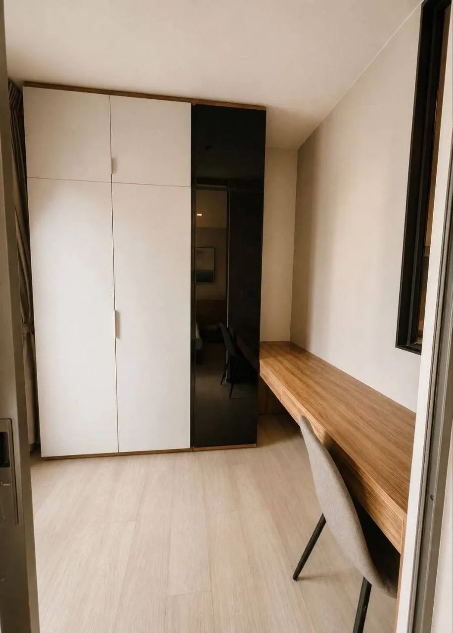 1 bedroom condo for rent in Chit Lom / Ploenchit Bangkok - swimming pool and building amenities