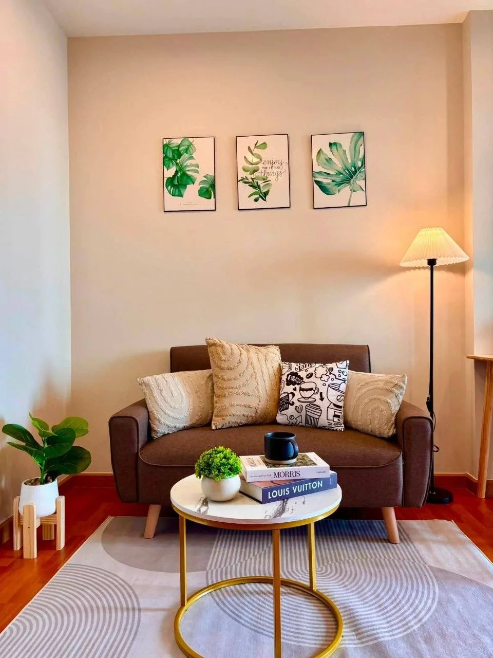 1 bedroom condo for rent in Bang Khae Bangkok - kitchen and dining area