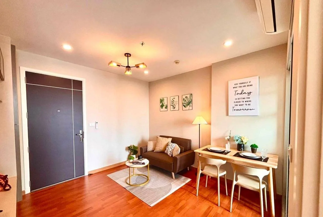 1 bedroom condo for rent in Bang Khae Bangkok - master bedroom interior