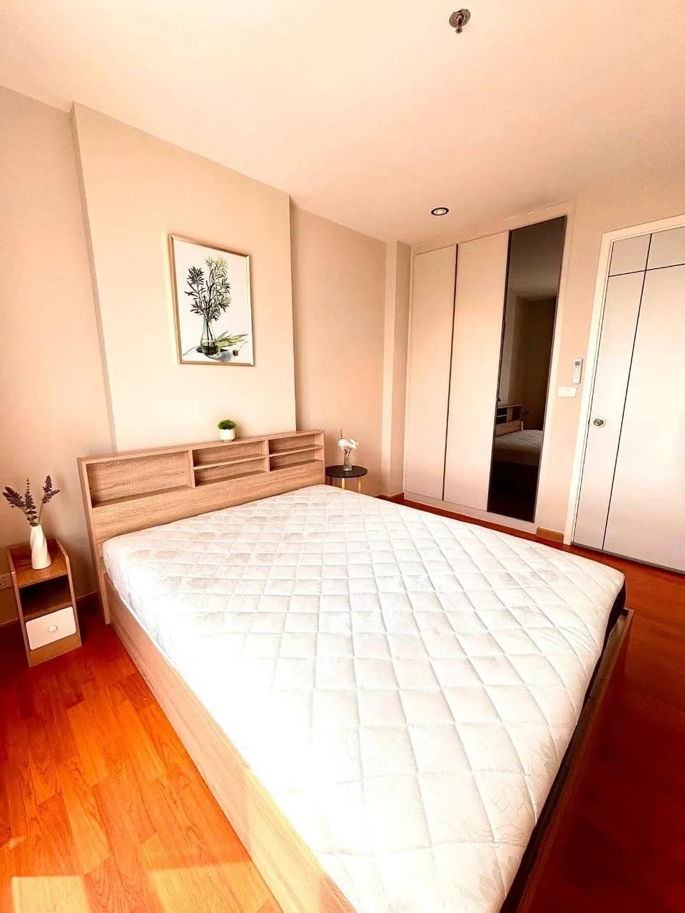 1 bedroom condo for rent in Bang Khae Bangkok - swimming pool and building amenities