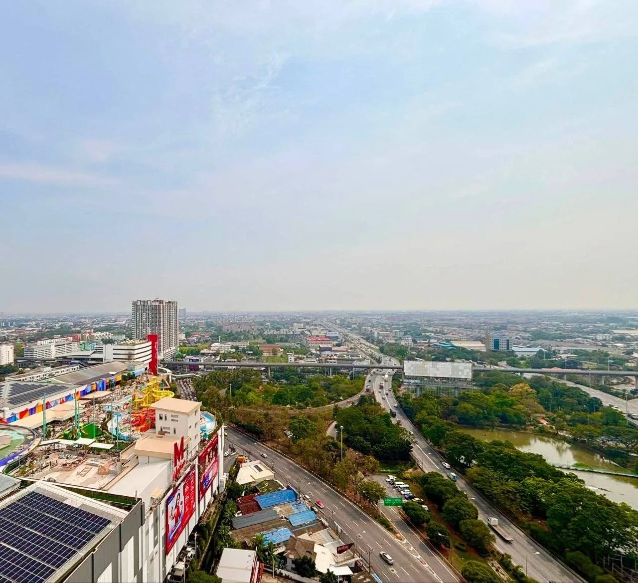 1 bedroom condo for rent in Bang Khae Bangkok - kitchen and dining area