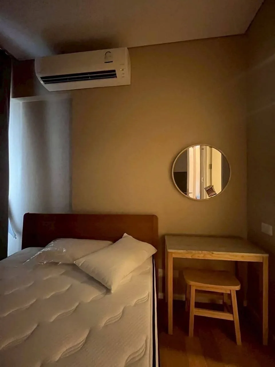 1 bedroom condo for rent in Ladprao Bangkok - kitchen and dining area