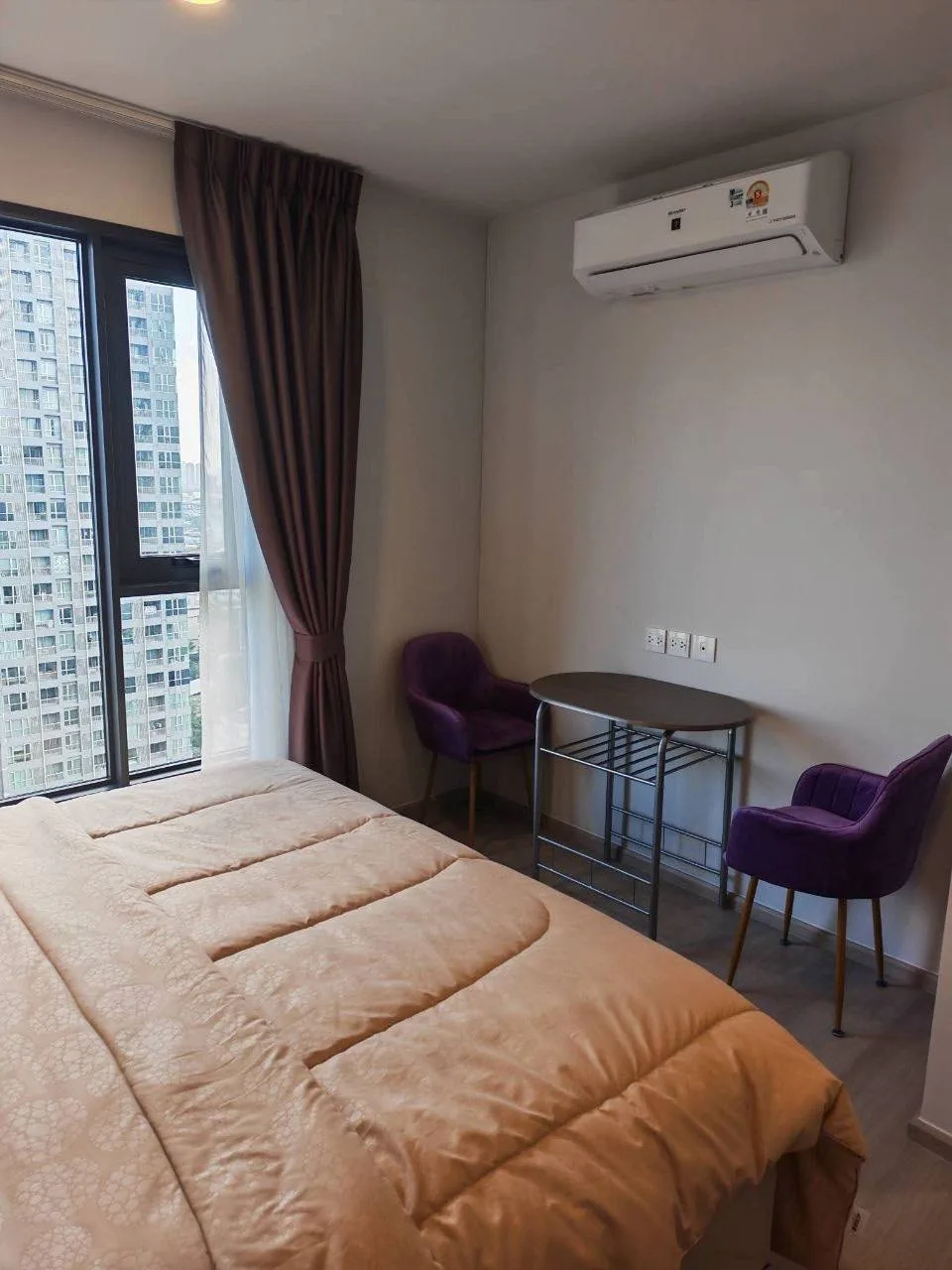 2 bedroom condo for rent in On Nut Bangkok - balcony perspective