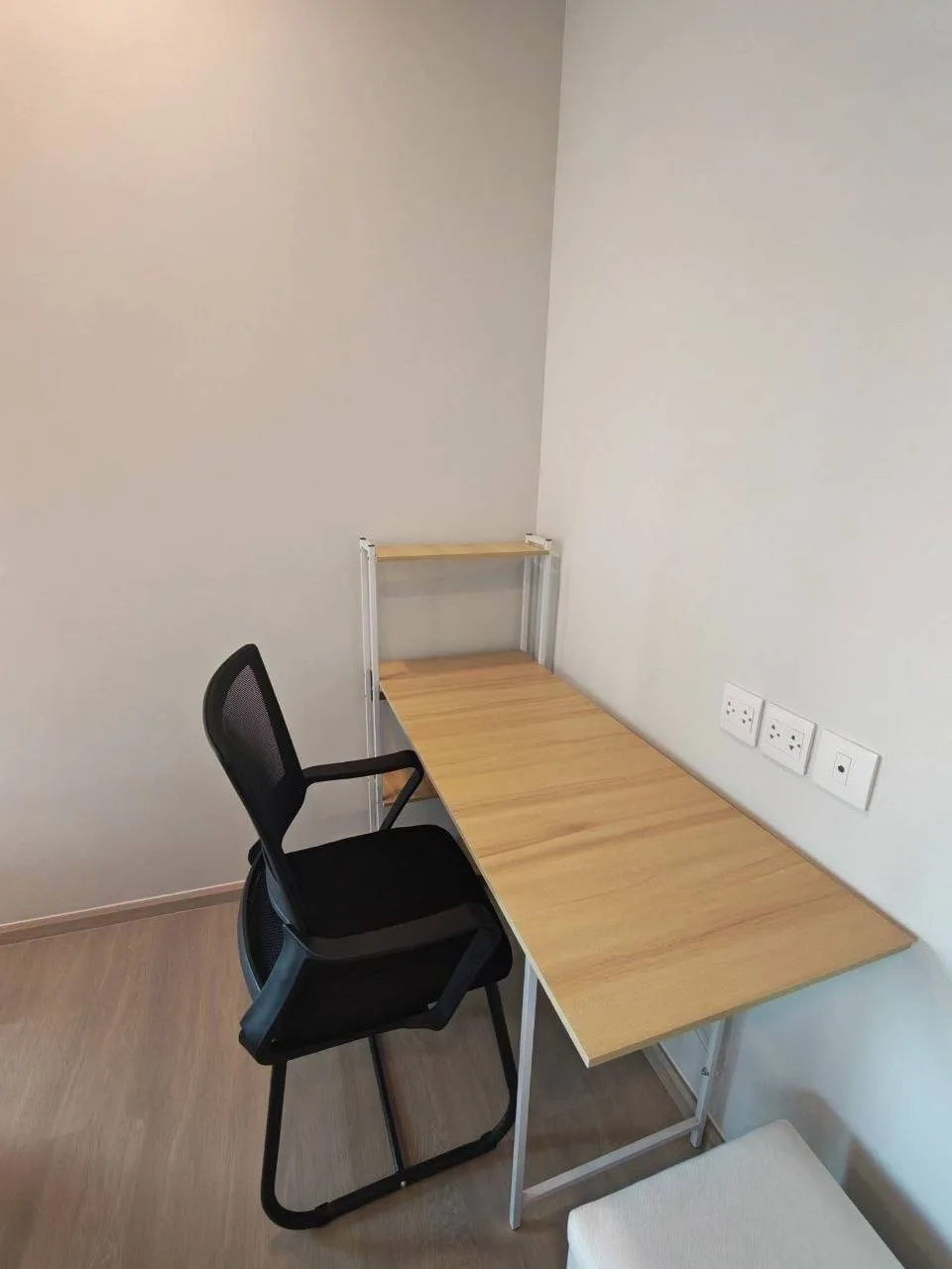 2 bedroom condo for rent in On Nut Bangkok - living room view