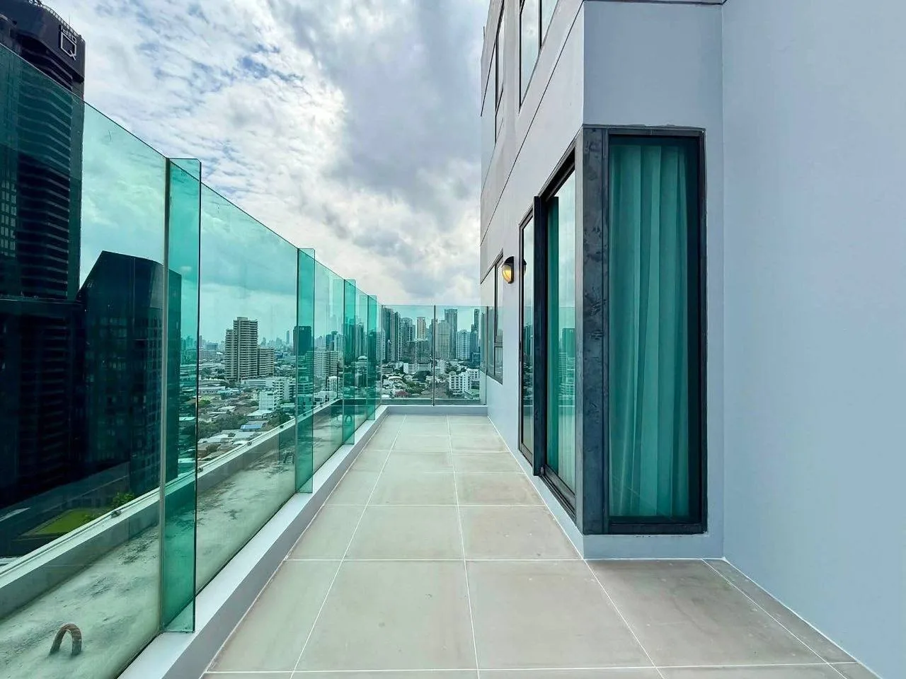 2 bedroom condo for sale in Thong Lo Bangkok - balcony perspective
