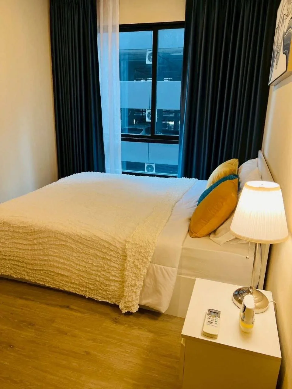 1 bedroom condo for rent in Bang Na Bangkok - master bedroom interior