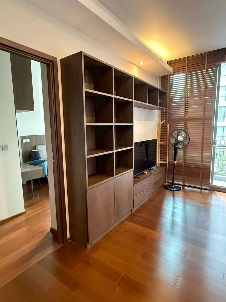 1 bedroom condo for rent in Thong Lo Bangkok - kitchen and dining area