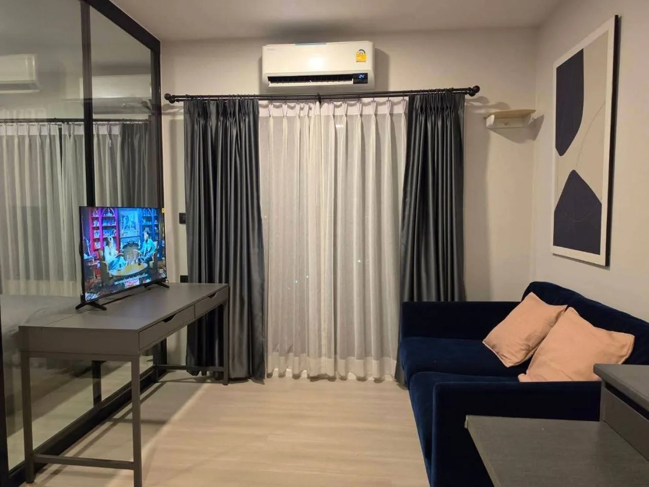 1 bedroom condo for rent in Phasi Charoen Bangkok - master bedroom interior